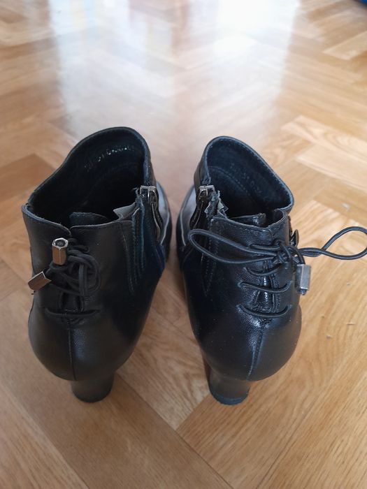 Жіночі шкіряні черевики 36р
