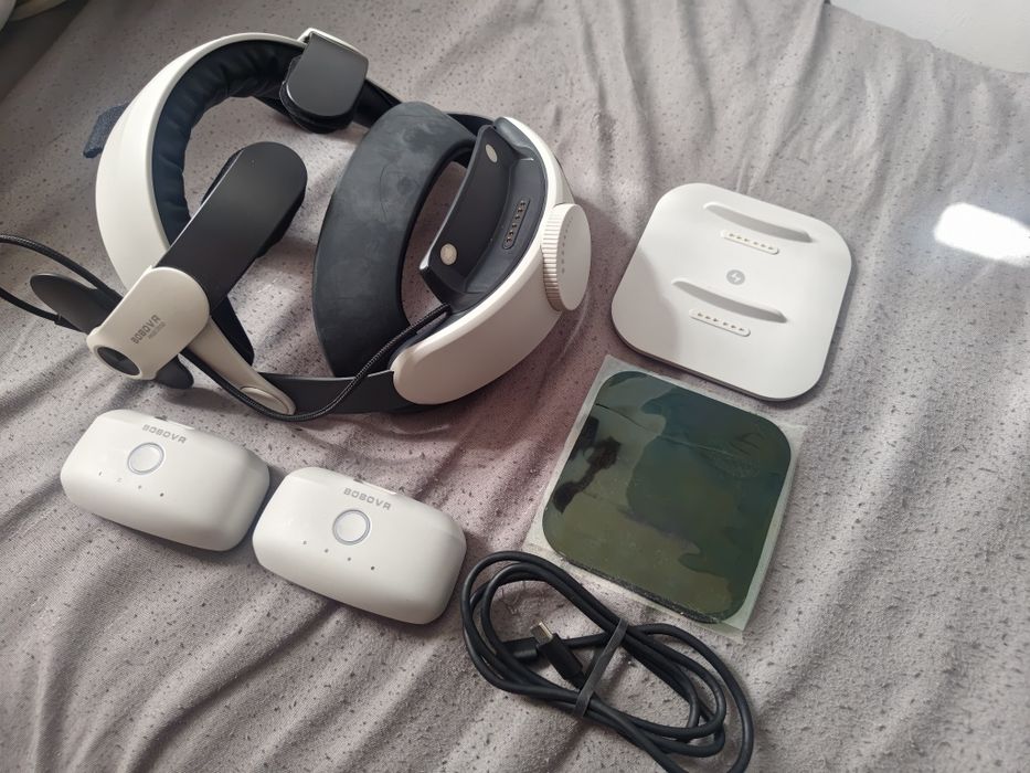 BOBOVR M3 Pro Pasek na głowę dla META QUEST 3, podwójna stacja ładująca B2