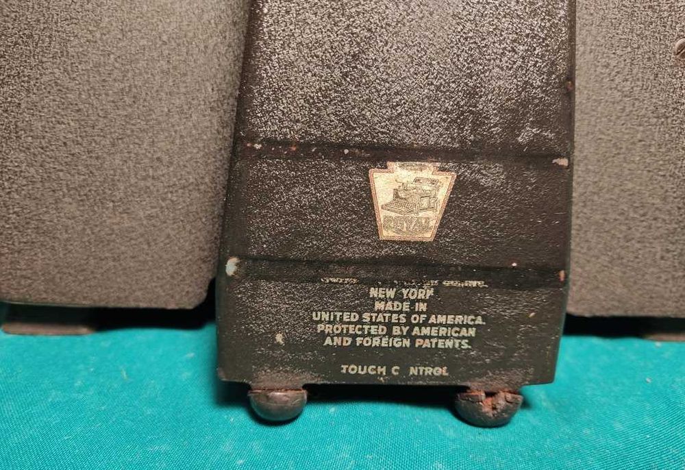 Royal - máquina de escrever vintage exclusiva!