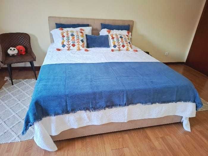 Cama 1,80x2,00 Sommier Elevatória, Colchão, Cabeceira e Arrumação