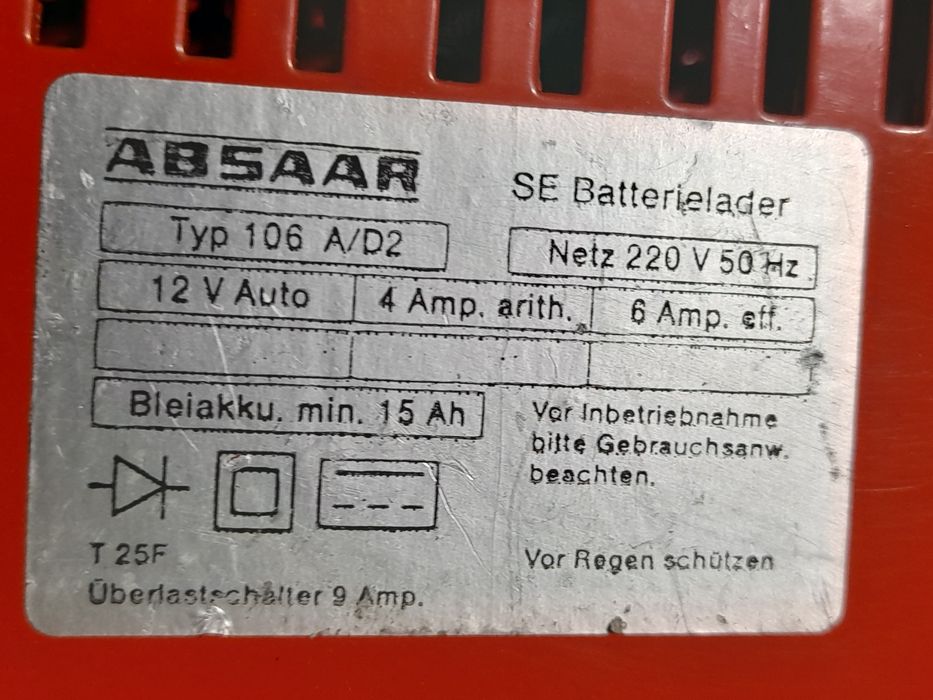 Зарядний пристрій 10А-6V/12v