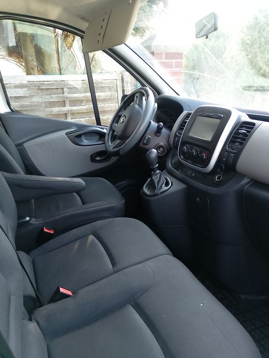 Wynajmę busa 9-os Renault Trafic już od 149zł/db
