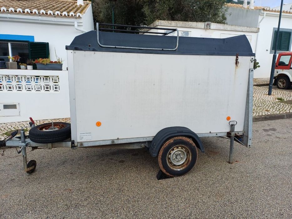 Reboque  Agados 1200kg