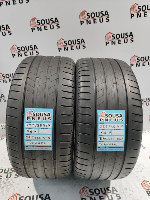 2 pneus semi novos Bridgestone 255-35R19 - Oferta dos Portes