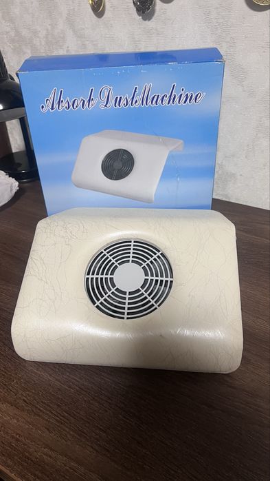 Витяжка для манікюру