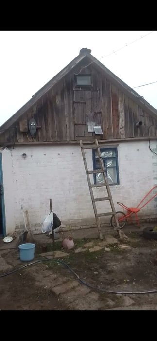 Продам будинок .