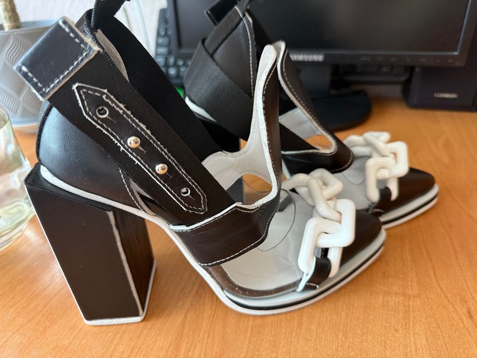 Дизайнерські туфлі