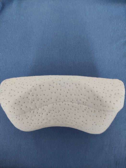 Автомобильная ортопедическая подушка под голову. Асадия. Новая