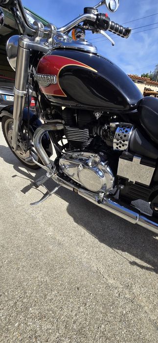 Mota Triumph America