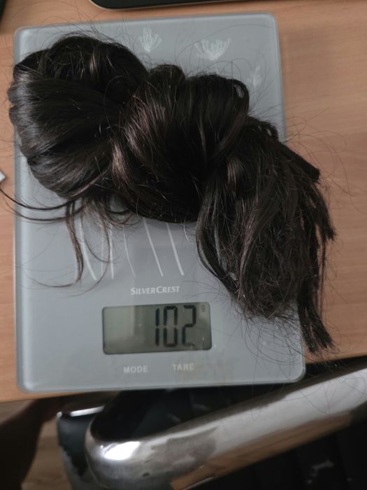 Cabelo humano.