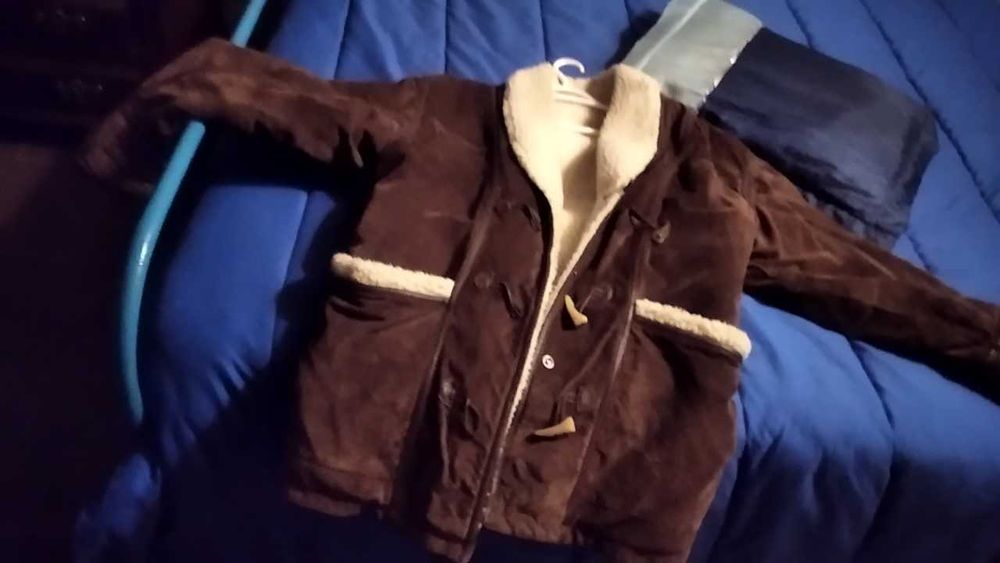 casaco com pelo no interior