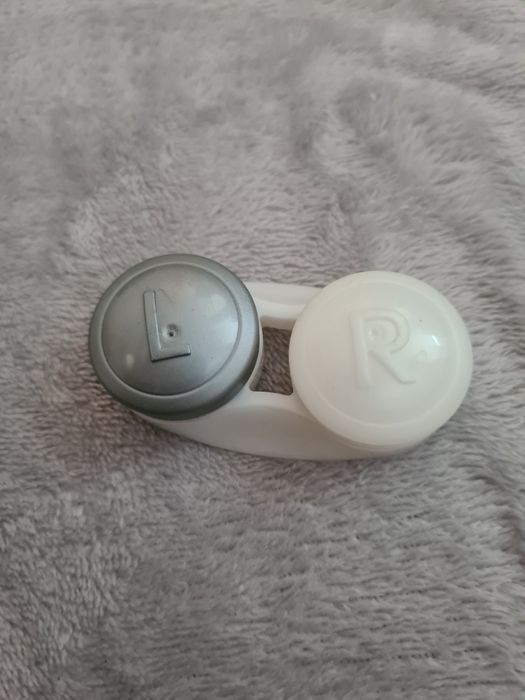 Etui na soczewki pudełko