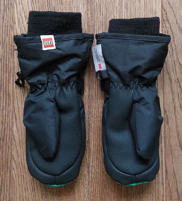 Варежки краги H&M Лего  Ниндзяго  на 3-4 года.