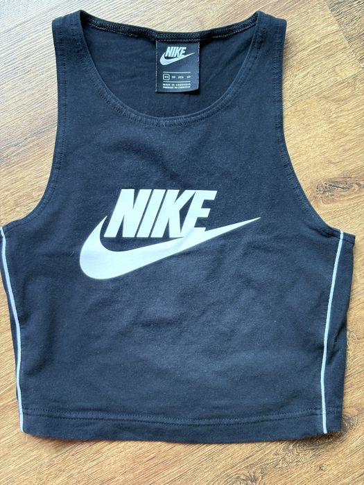 Krótki top Nike XS