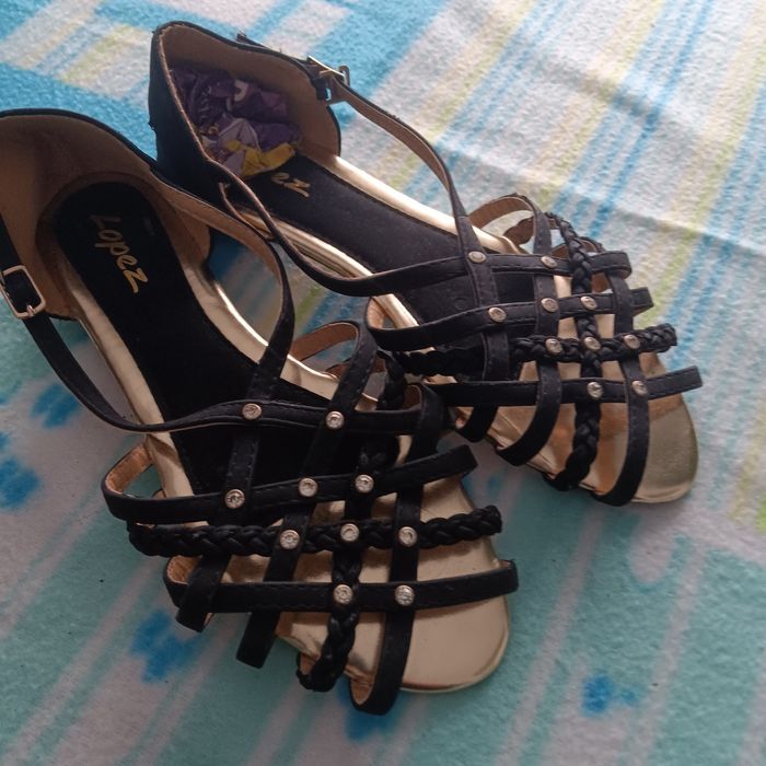 Sapatos fresquinhos para senhora