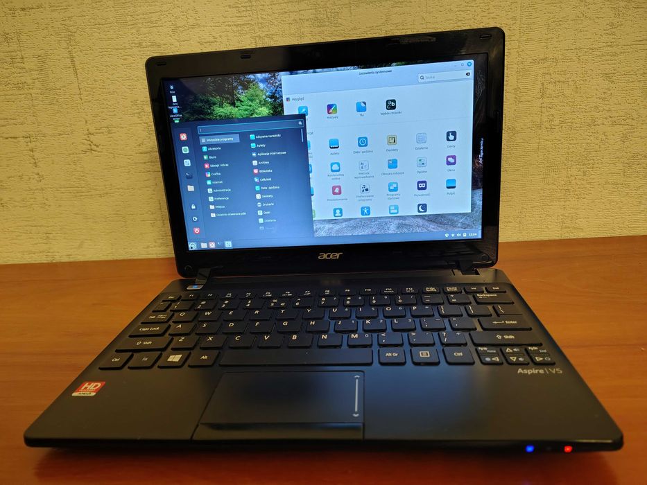 Acer Aspire V5 11.6" AMD C70 2GB 320HDD - oryginalny system - zasilacz