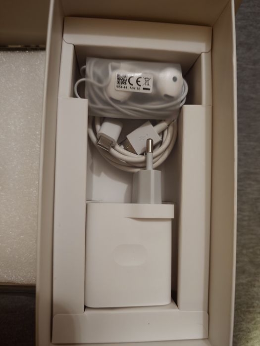 Vendo OPPO A53s como novo.