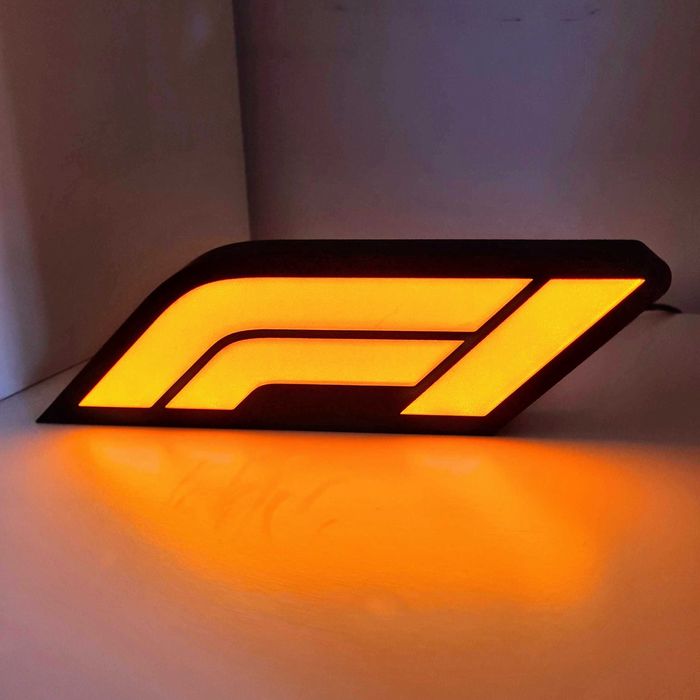 Candeeiro Formula 1 com Conexão USB