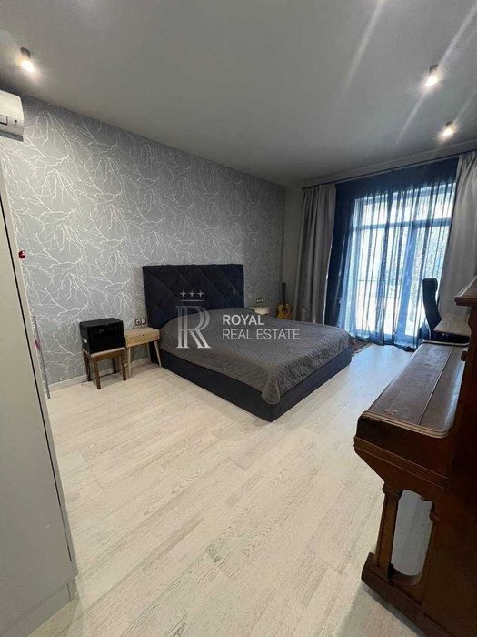 Продаж сучасного ексклюзиного будинку з ремонтом в КМ Белгравія 1813$ за метр