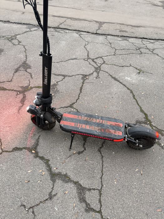 Продам Электросамокат Billgery 777800 с сиденьем  48V/18Ah