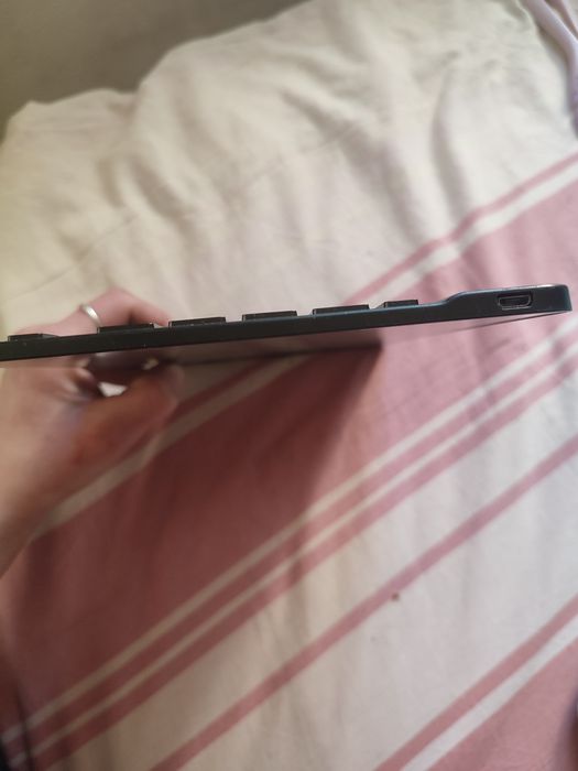 Klawiatura Bluetooth do tabletu