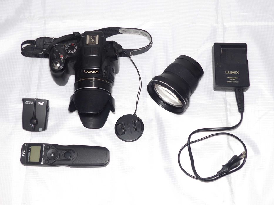 Фотоаппарат Panasonic DMC-FZ200 и фотоаксессуары