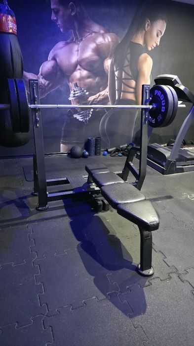 Ławka Marbo Sport łączona ze stojakami