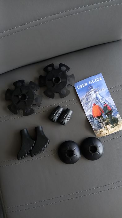 Легкі 5- ти секційні трекінгові палиці Necasil