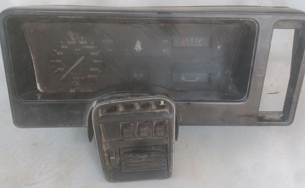 Форд Сиерра щиток приборов