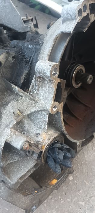 Caixa de velocidades ford mondeo 2.0 tdci