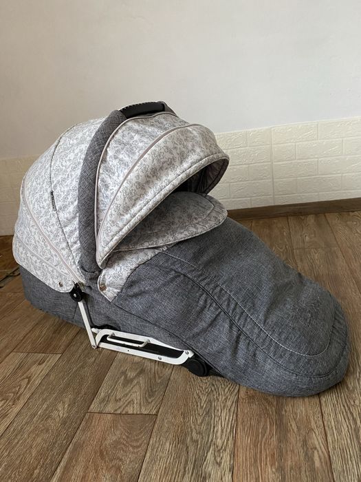 Коляска 2 в 1 як дівчинки так і для хловчика