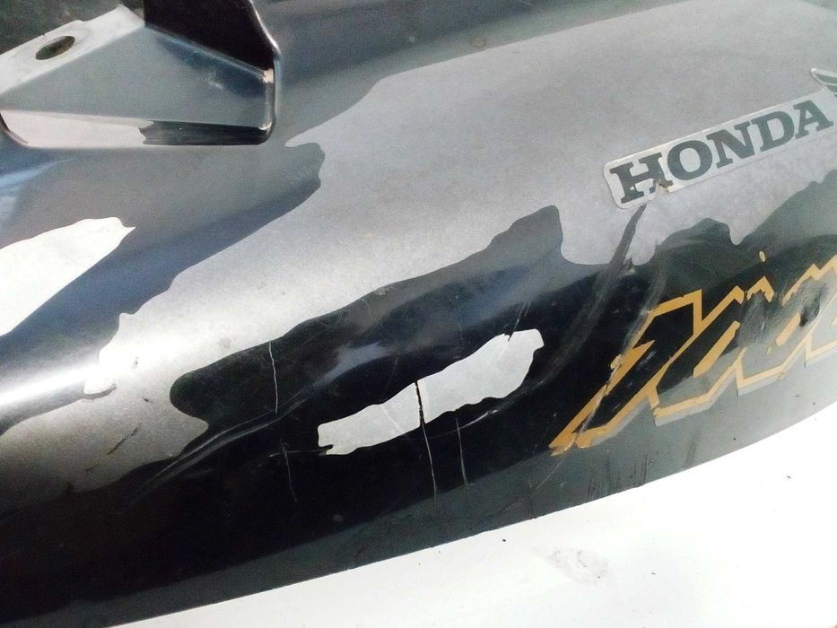 Honda xl 1000 v varadero zadupek owiewka tył ogon