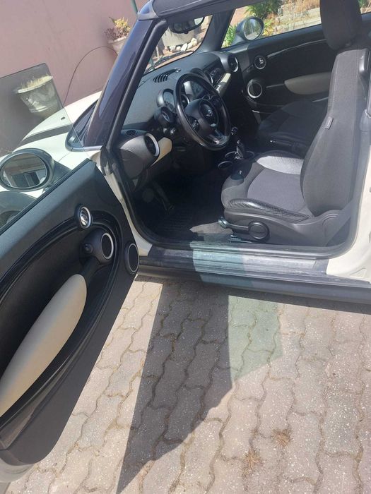 MINI Cabrio Cooper D Auto