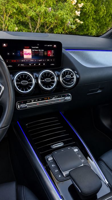 Mercedes EQA 300 4MATIC