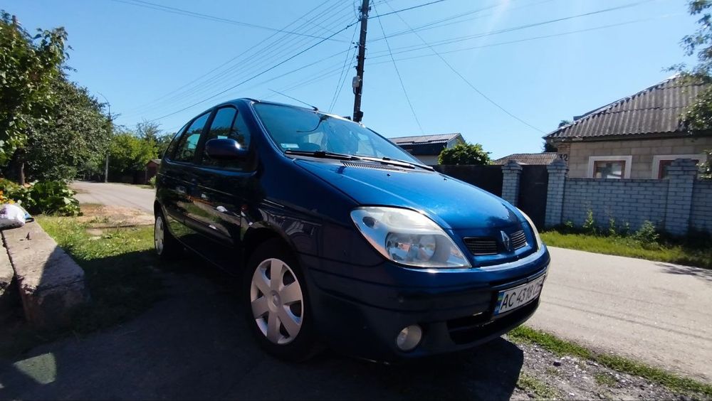 Продам машину Reno Scenic