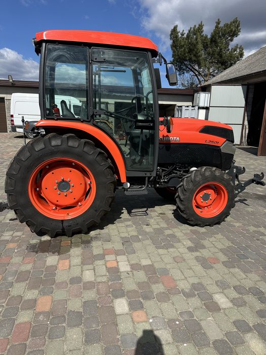 Ciągnik Kubota L2501