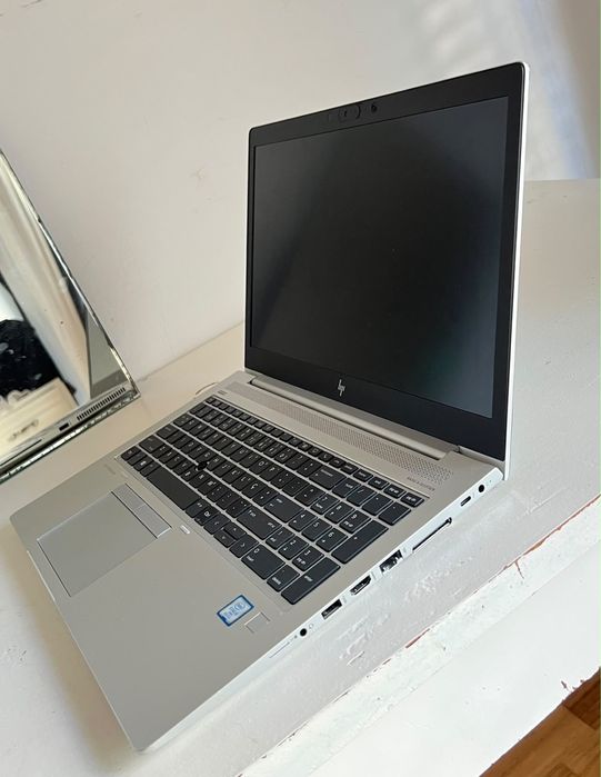Portátil HP EB850 G6 core i5  8gb 240 ssd