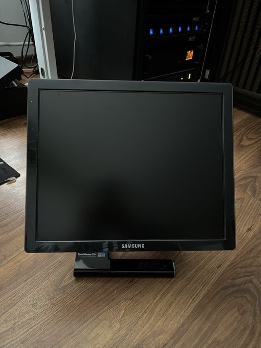 Monitor Samsung syncmaster 971p
