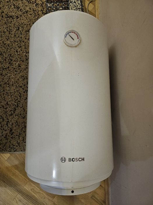 Продам бойлер  Bosh 80л. На запчастини