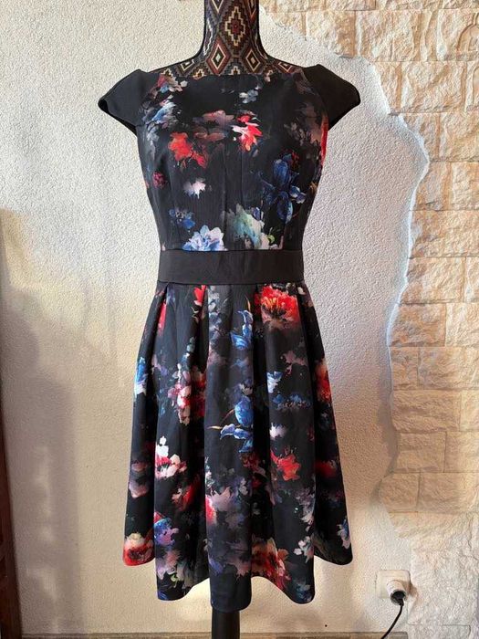 Sukienka elegancka
