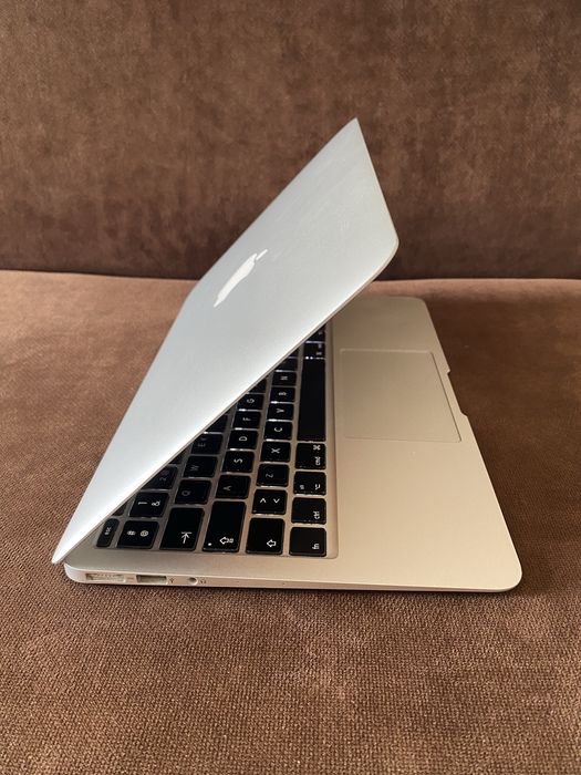 Macbook Air 13 i5