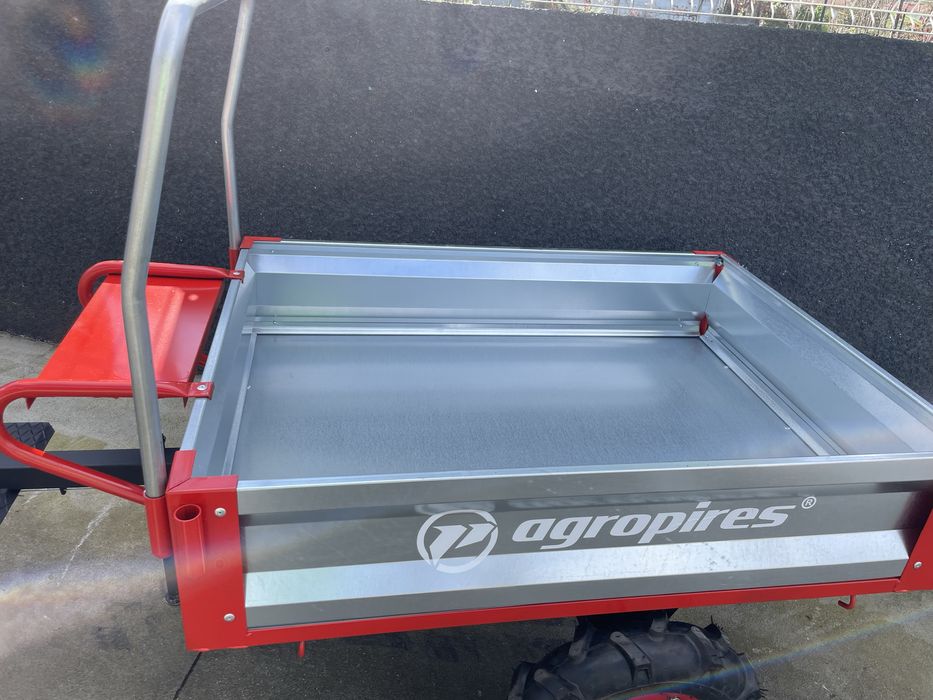 Atrelado motocultivador basculante