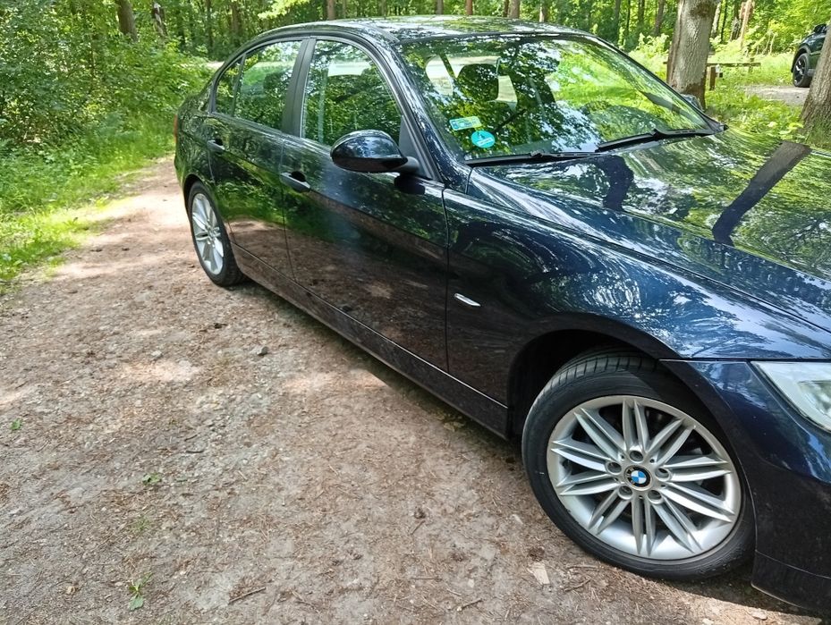 Sprzedam E90 2006r