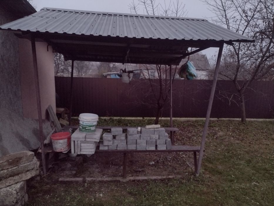 Продам альтанку металеву