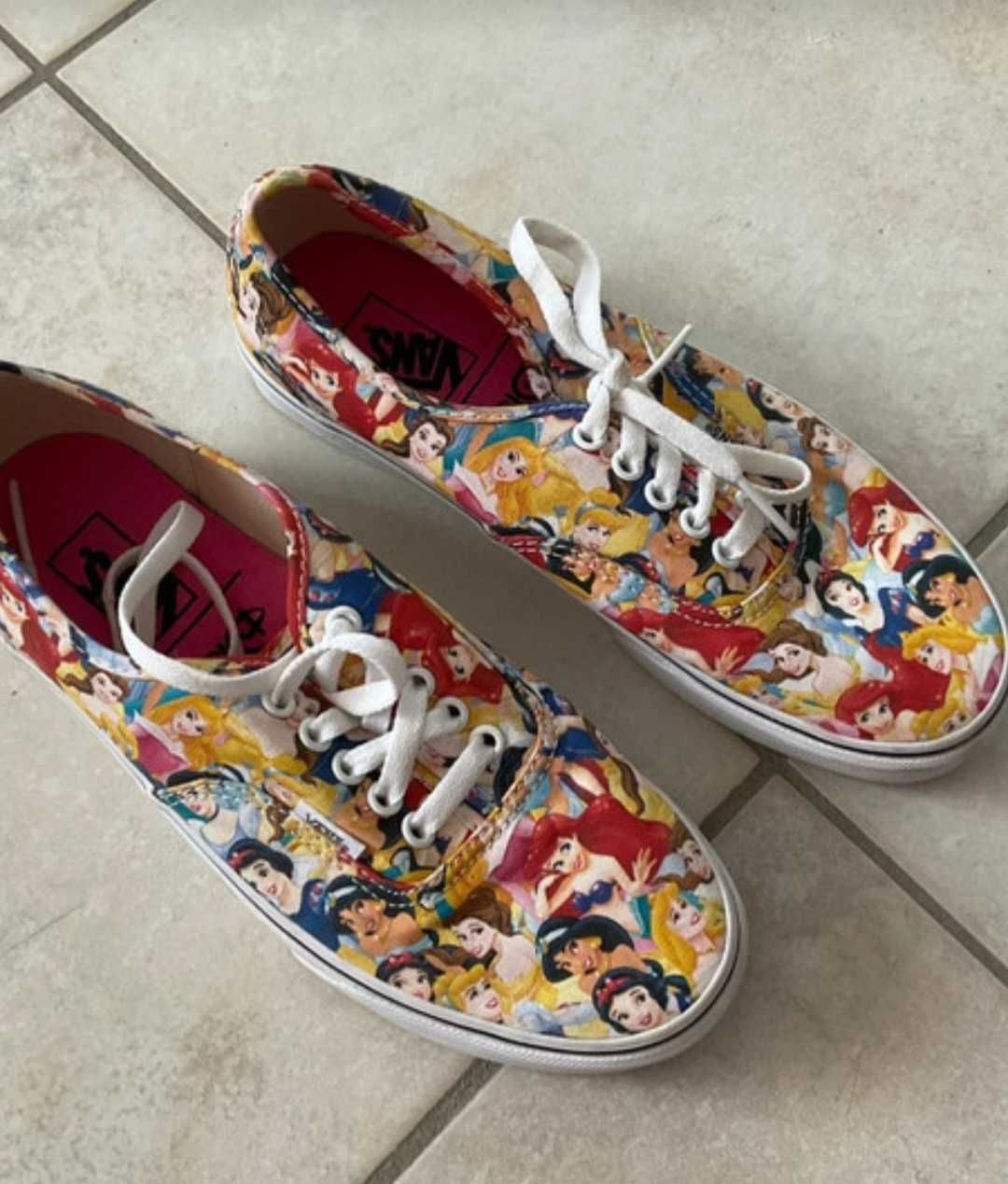 Vans cole o princesas Disney Mafamude E Vilar Do Para so OLX