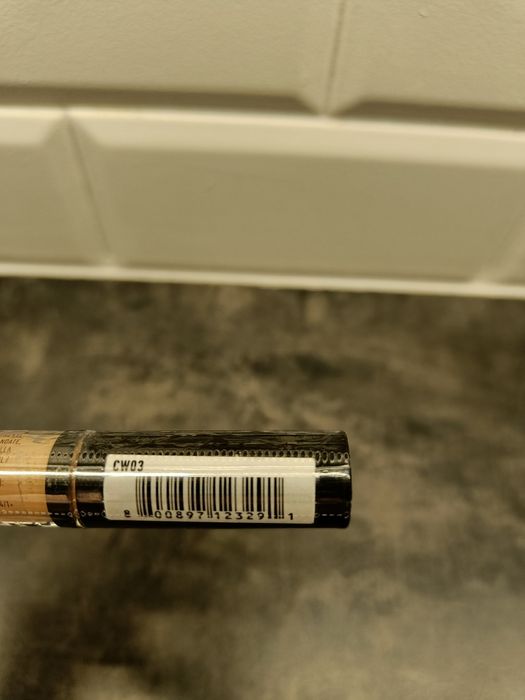 Korektor do twarzy  NYX