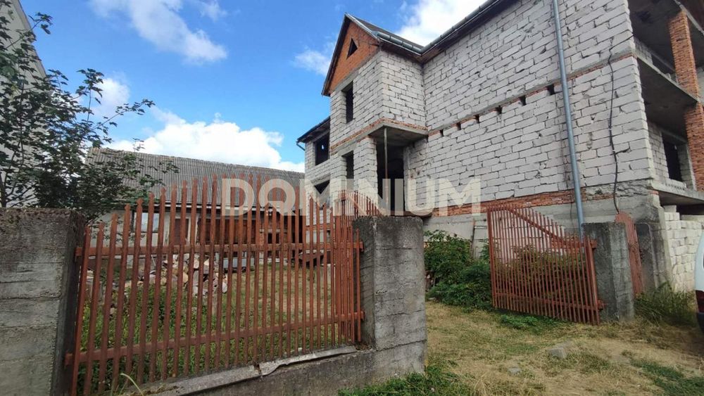 Продається будинок в селі Іза
