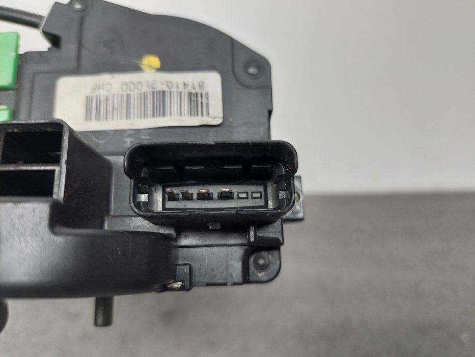 Fechadura / fecho porta trás esquerdo HYUNDAI i30 (FD)