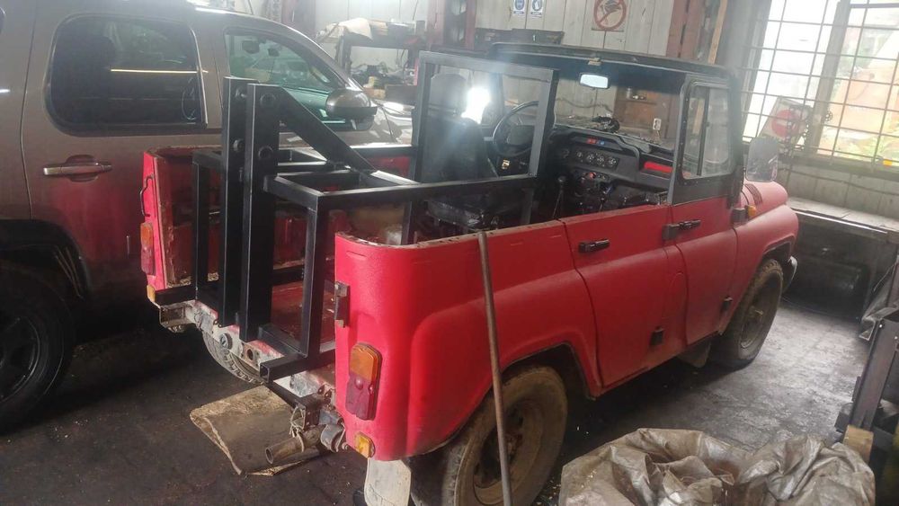 Бурова установка гідравлічна на базі автомобіля УАЗ