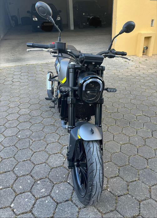Mota Benelli Leoncino 250